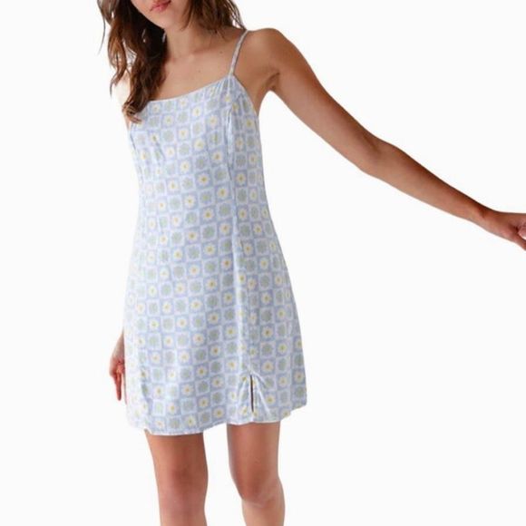 "La Hearts" Dresses & Skirts - Checkered Daisy Dress Sz S